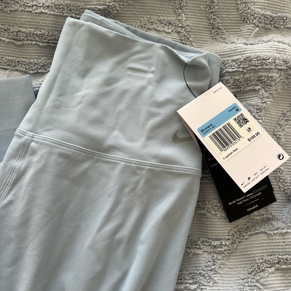 Nike leggings - Picture 2 of 5